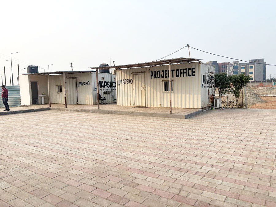 entrance-road-site-office3
